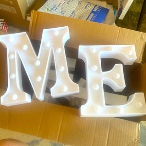 12 in LED letters MARRY ME